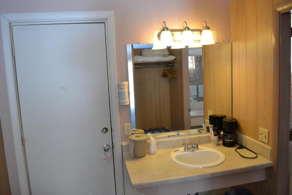 Parker'S Motel Линкълн Стая снимка